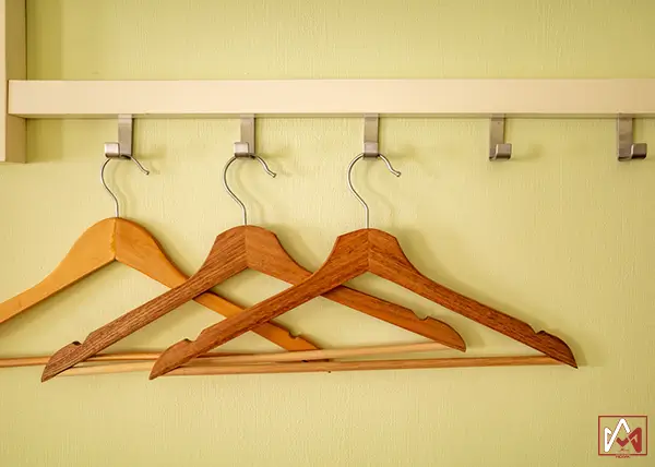 قیمت انواع چوب لباسی چوبی