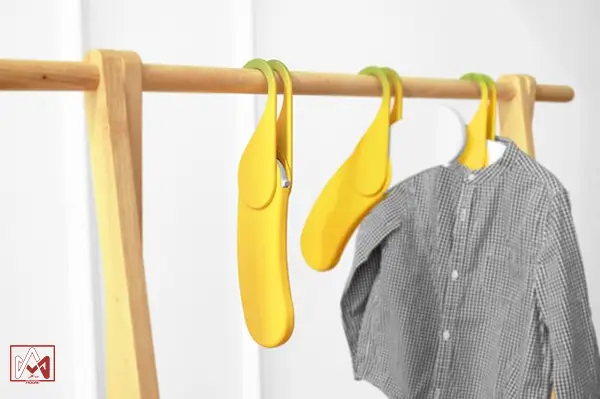 چوب لباسی موزی