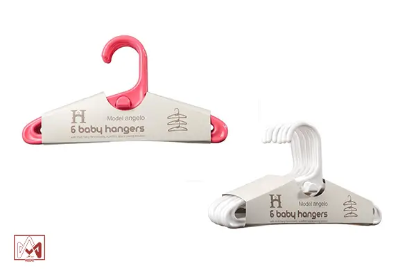 چوب لباسی رنگی کودکانه